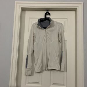 Lululemon top